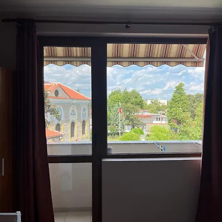 招待所 аугуста 7 3*