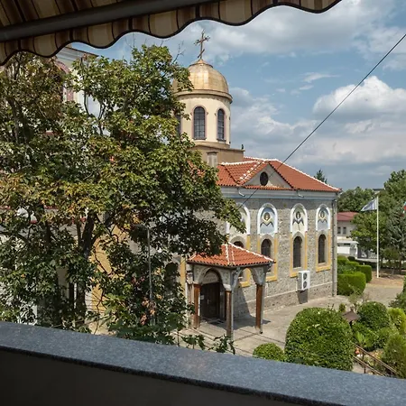 בית הארחה аугуста 7